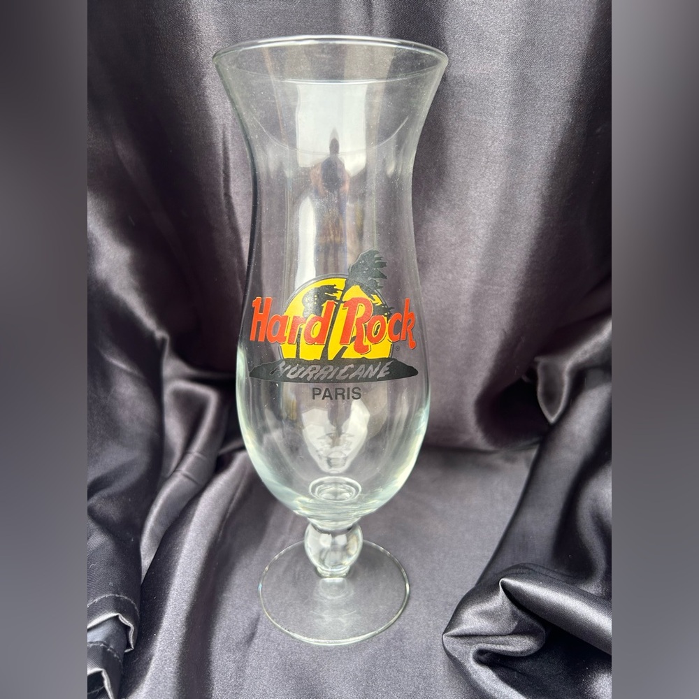 NIB Hard Rock Cafe “Paris” Hurricane Glass